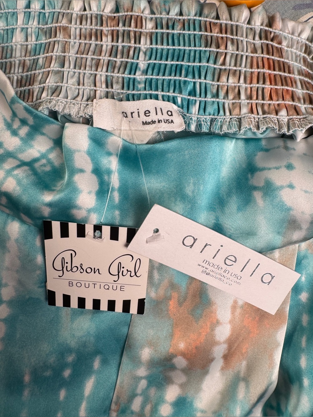 NWT Ariella Boutique Satin Tie Dye High Waist Shorts Size Small Resort Beach